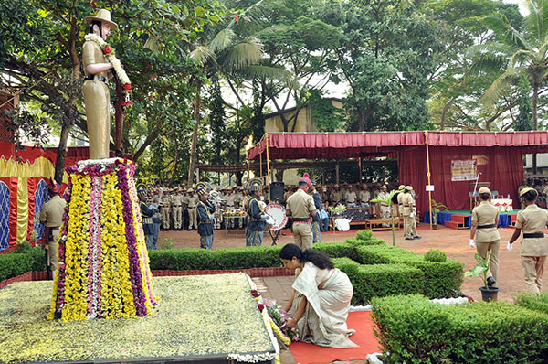 ಒತ್ತಡ, ಕೊರತೆಗಳ ನಡುವೆ ಪೊಲೀಸರಿಂದ ಕರ್ತವ್ಯ: ಡಿಸಿ ಪ್ರಿಯಾಂಕ